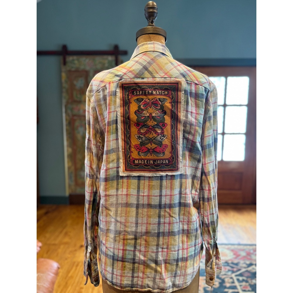 Plaid Button-Up Flannel Shirt w/ Vintage Safety Match Moth Patch Mens size M - Picture 3 of 7